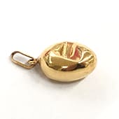 潰れたペンダントトップ