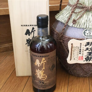 東京都江戸川区のお客様から酒2本570,000円でお買取りしました。