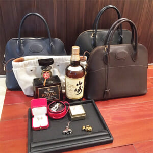 東京都文京区のお客様からバッグ・小物・酒14点1,040,500円でお買取りしました。