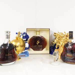 神奈川県横浜市のお客様から酒・時計9点580,000円でお買取りしました。