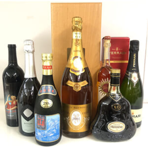 東京都港区のお客様から酒62本272,000円でお買取りしました。