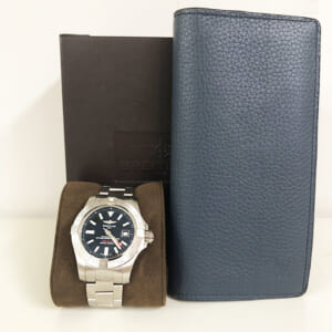 神奈川県横浜市のお客様から腕時計・財布2点115,000円でお買取りしました。