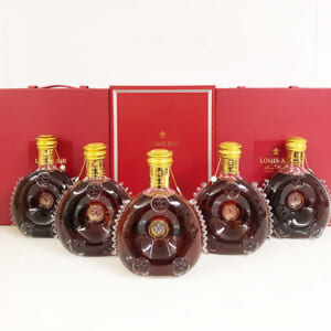 埼玉県さいたま市のお客様から酒5本1,061,000円でお買取りしました。