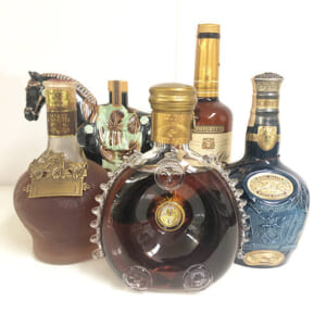 東京都葛飾区のお客様から酒6本101,000円でお買取りしました。