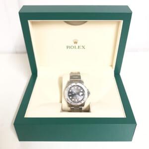 東京都港区のお客様から腕時計1点1,900,000円でお買取りしました。