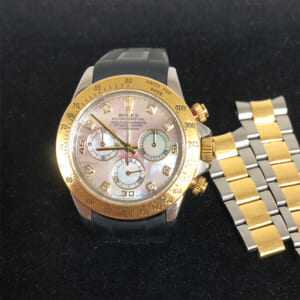 東京都あきる野市のお客様から腕時計1点2,110,000円でお買取りしました。