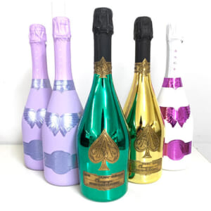 東京都新宿区のお客様から酒11本343,400円でお買取りしました。