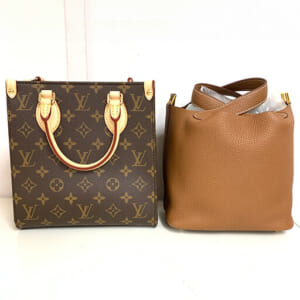 東京都葛飾区のお客様からバッグ・小物3点770,000円でお買取りしました。