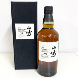 東京都港区のお客様から酒2本1,195,830円でお買取りしました。