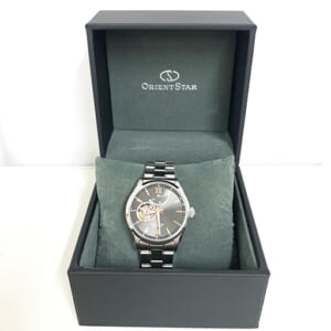 東京都八王子市のお客様から腕時計1点15,000円でお買取りしました。