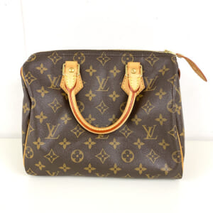 東京都江東区のお客様からバッグ1点50,000円でお買取りしました。