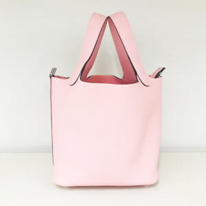 東京都千代田区のお客様からバッグ1点550,000円でお買取りしました。