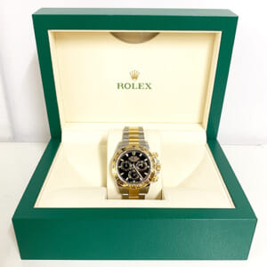 千葉県八街市のお客様から腕時計1点2,890,000円でお買取りしました。