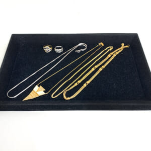 千葉県大綱白里市のお客様からジュエリー6点717,900円でお買取りしました。