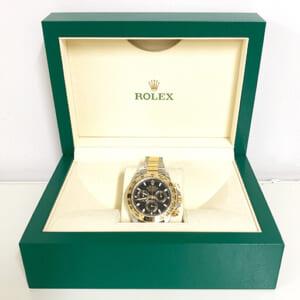 東京都国立市のお客様から腕時計1点2,510,000円でお買取りしました。