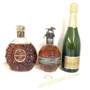 東京都世田谷区のお客様から酒・ジュエリー14点182,330円でお買取りしました。