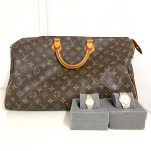 埼玉県神川町のお客様からバッグ・腕時計5点60,000円でお買取りしました。