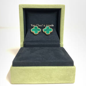 東京都港区のお客様からジュエリー1点600,000円でお買取りしました。