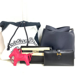 神奈川県横浜市のお客様からバッグ・小物・ブランド古着13点1,230,000円でお買取りしました。