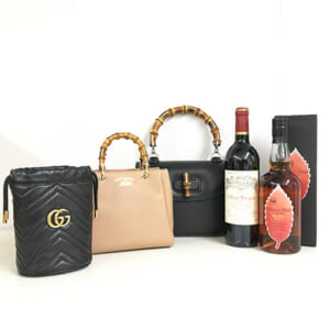 東京都文京区のお客様からバッグ・酒28点490,000円でお買取りしました。