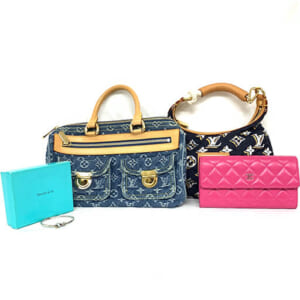 東京都大田区のお客様からバッグ・小物・ジュエリー39点680,000円でお買取りしました。