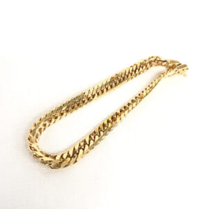 千葉県千葉市のお客様からジュエリー1点322,940円でお買取りしました。