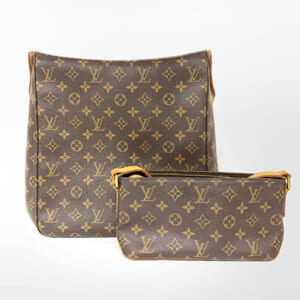 東京都板橋区のお客様からバッグ2点99,000円でお買取りしました。