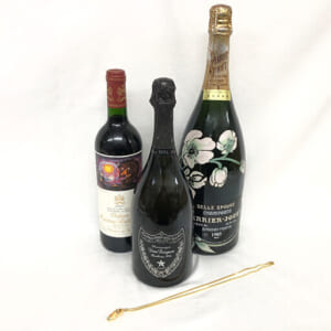 東京都港区のお客様から酒・ジュエリー8点325,000円でお買取りしました。